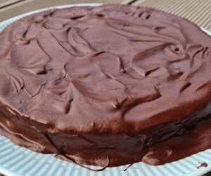Glutenfri mazarinkage med marcipan og chokoladeovertræk