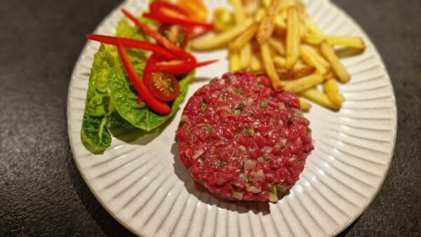 Rundt anrettet steak tartare